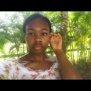 Meet your Posher, Marissa